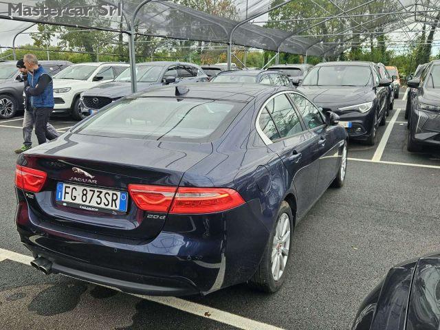 JAGUAR XE XE 2.0d Pure Business edition 180cv tg: FG873SR