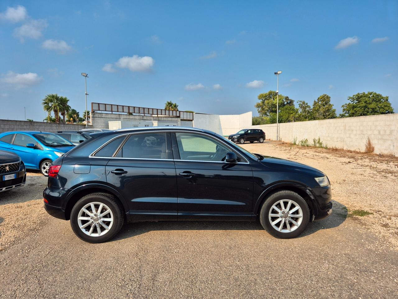 Audi Q3 2.0 TDI 140CV GARANZIA 12 MESI