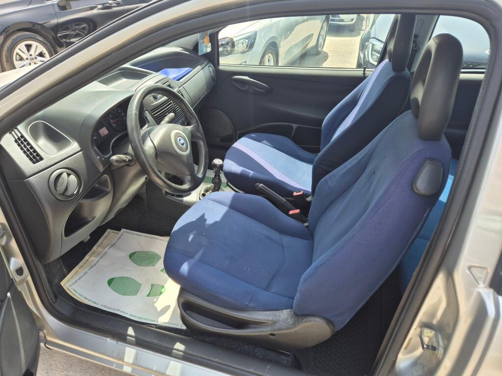 Fiat Punto 1.2 3 porte Active CLIMA