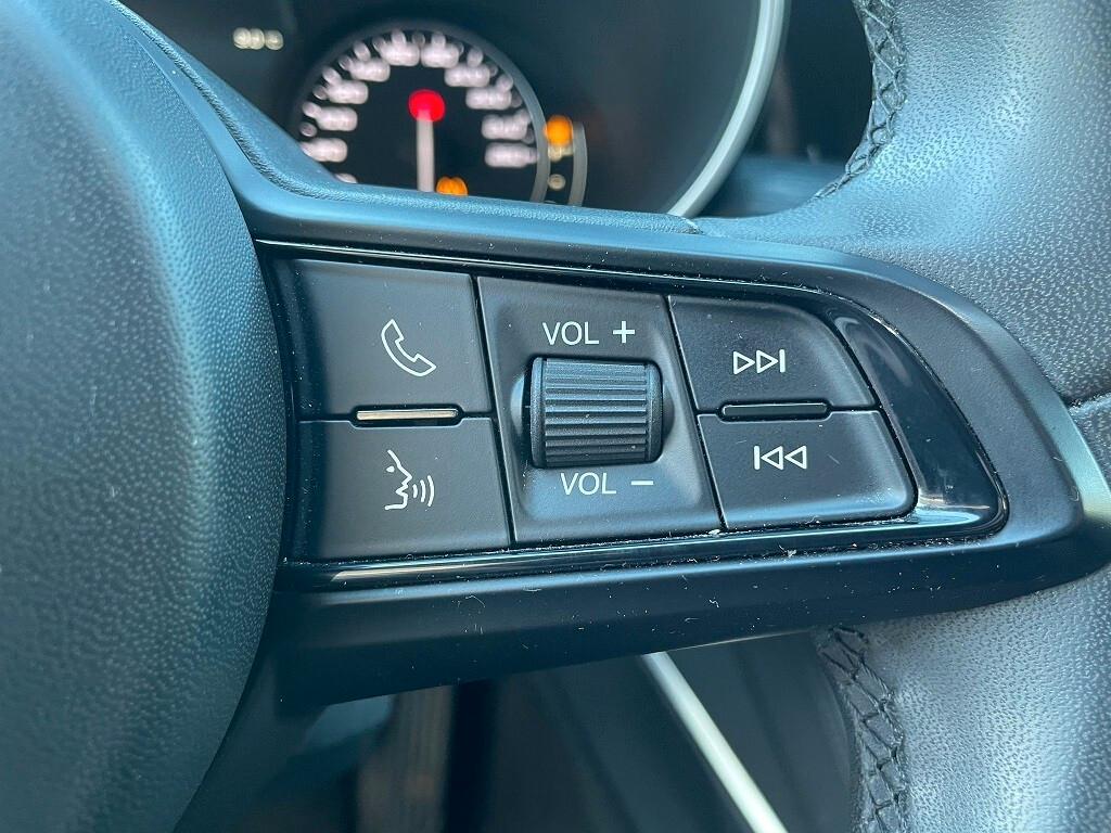 ALFA STELVIO 2.2JTDm 190CV Q4 *NAVI-KAMERA*