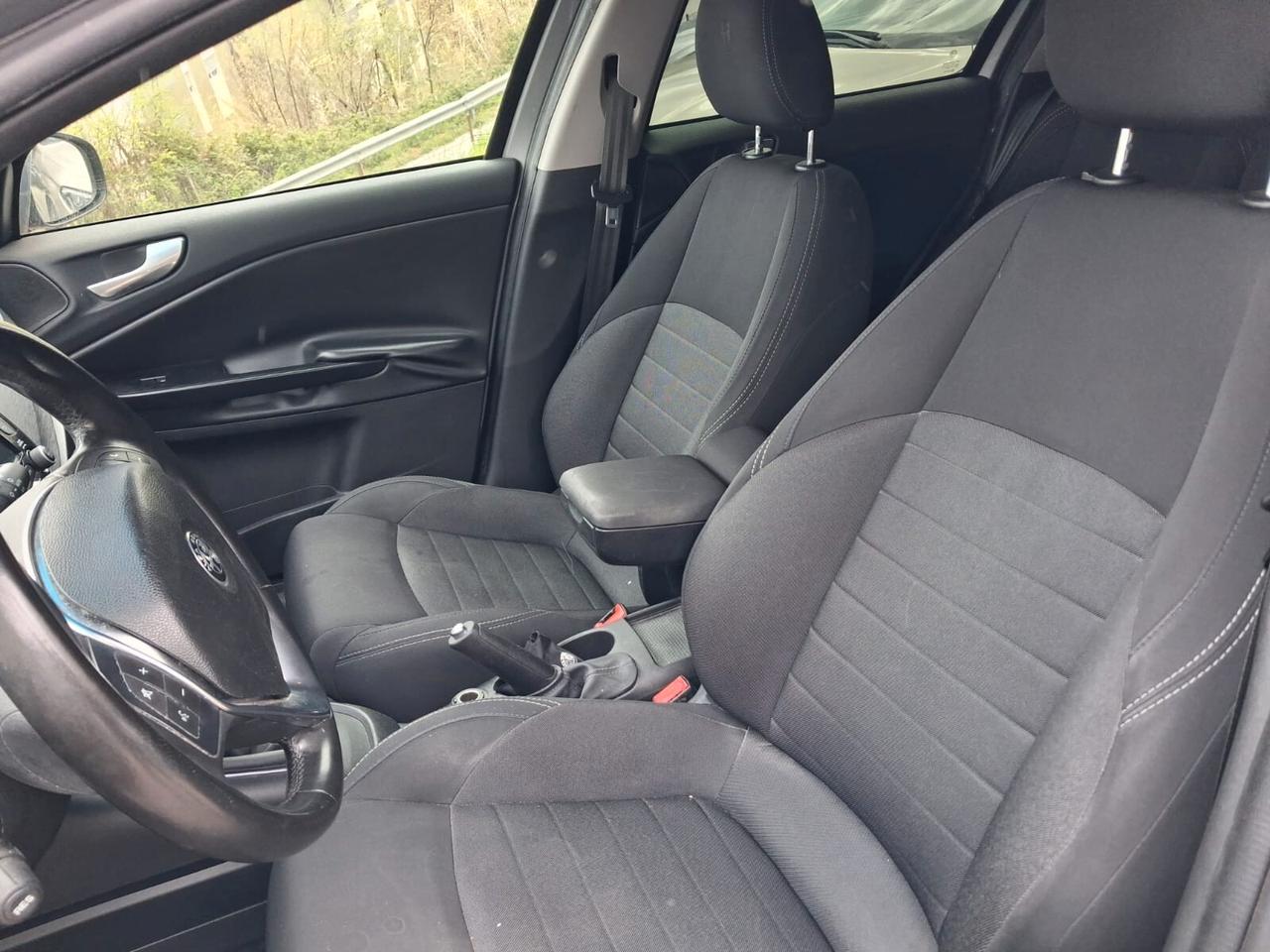 Alfa Romeo Giulietta 1.4 Turbo 120 CV GPL Super