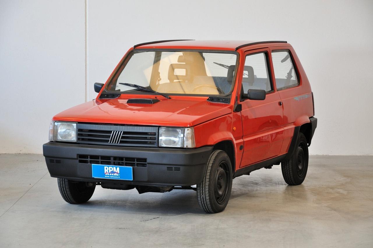Fiat Panda 900 i.e. cat Dance CRS