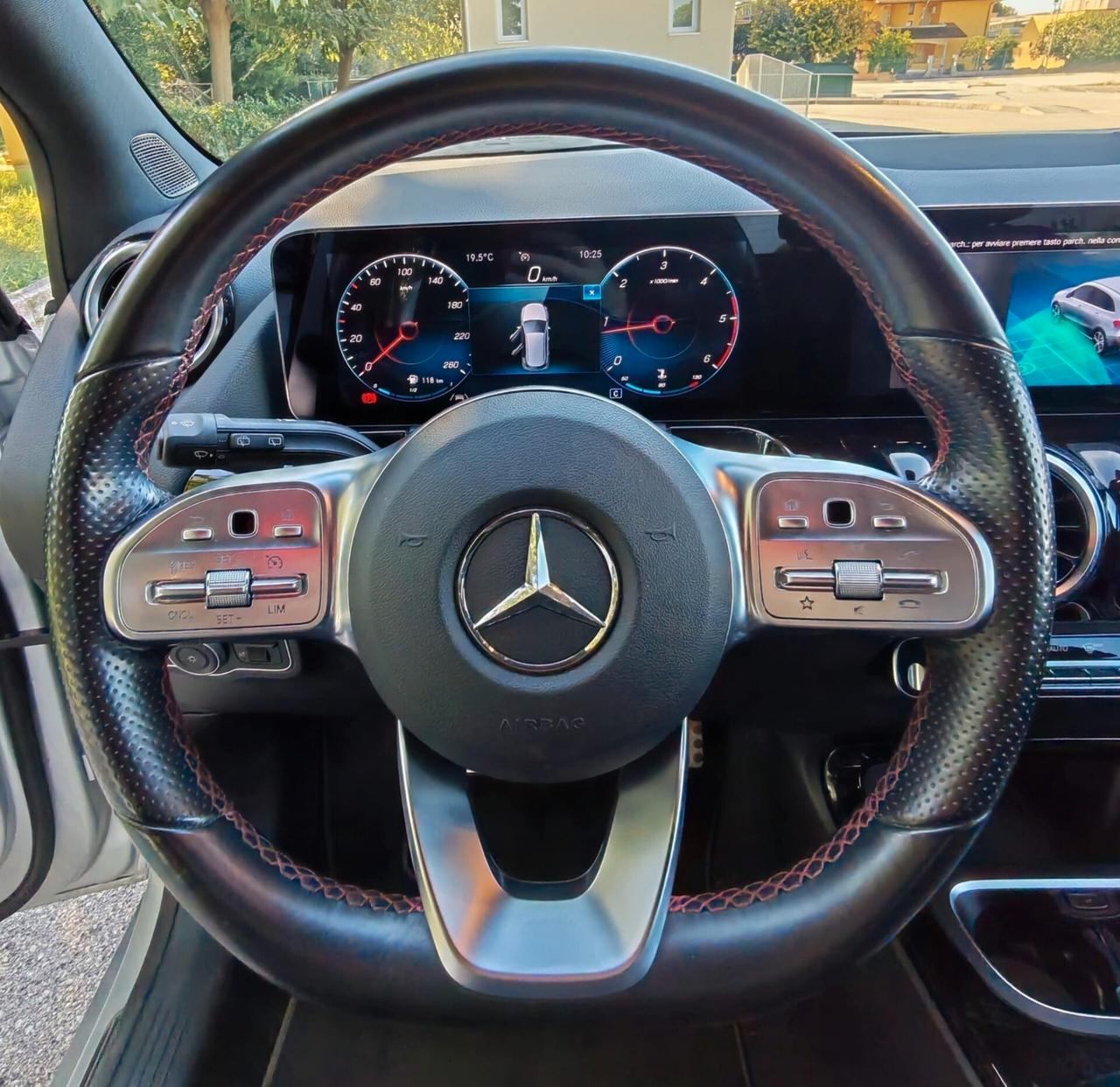 Mercedes-benz B 180 d Premium AMG Line
