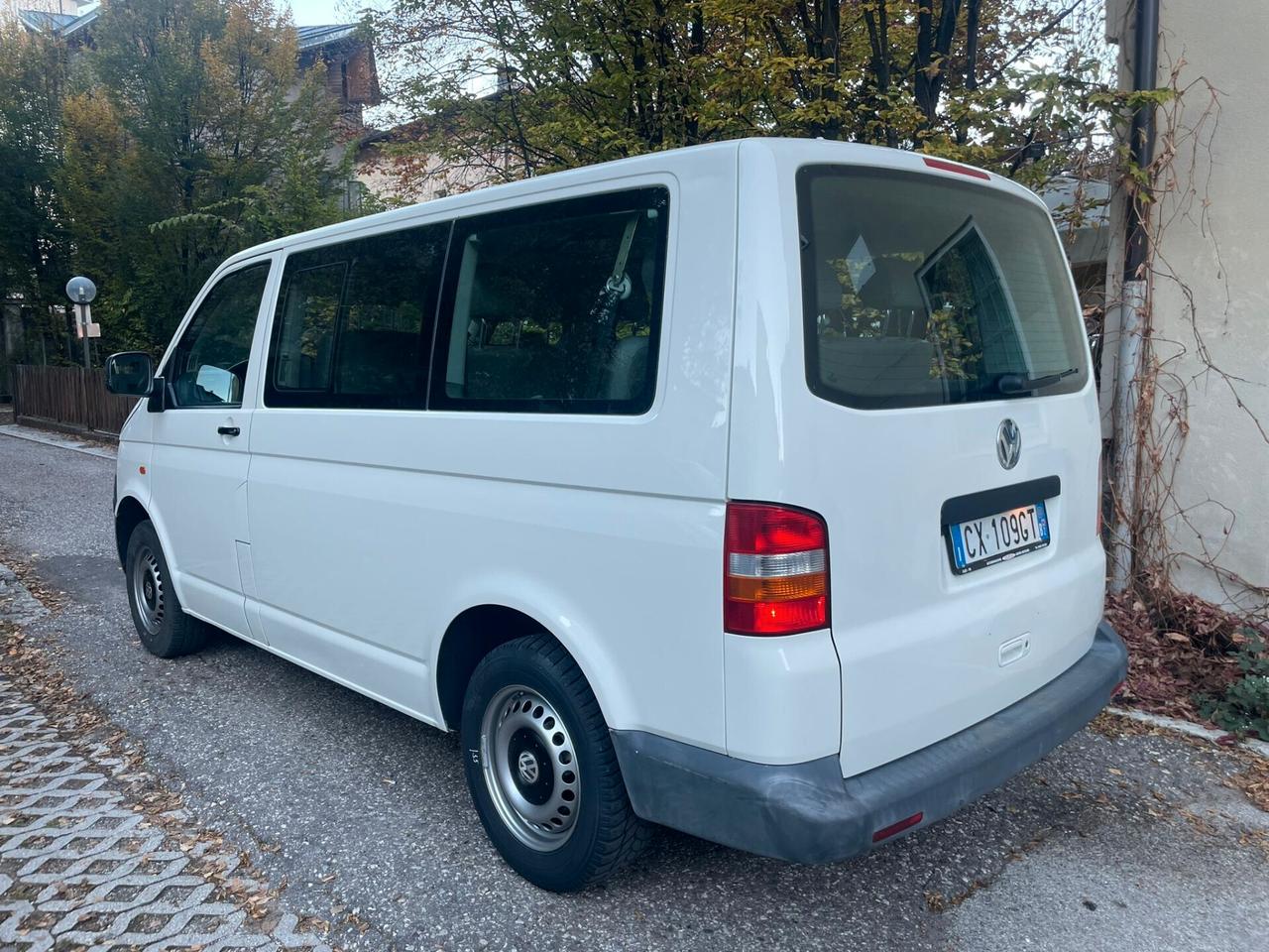 VW T5 TRANSPORTER SHUTTLE 2.5 TDI/174CV 9POSTI