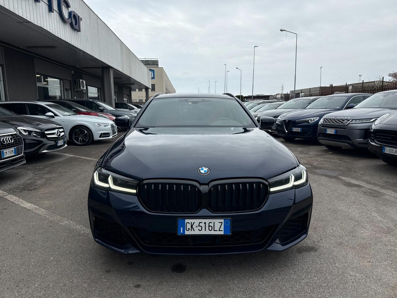 BMW 530 Touring mhev 48V xdrive Msport auto