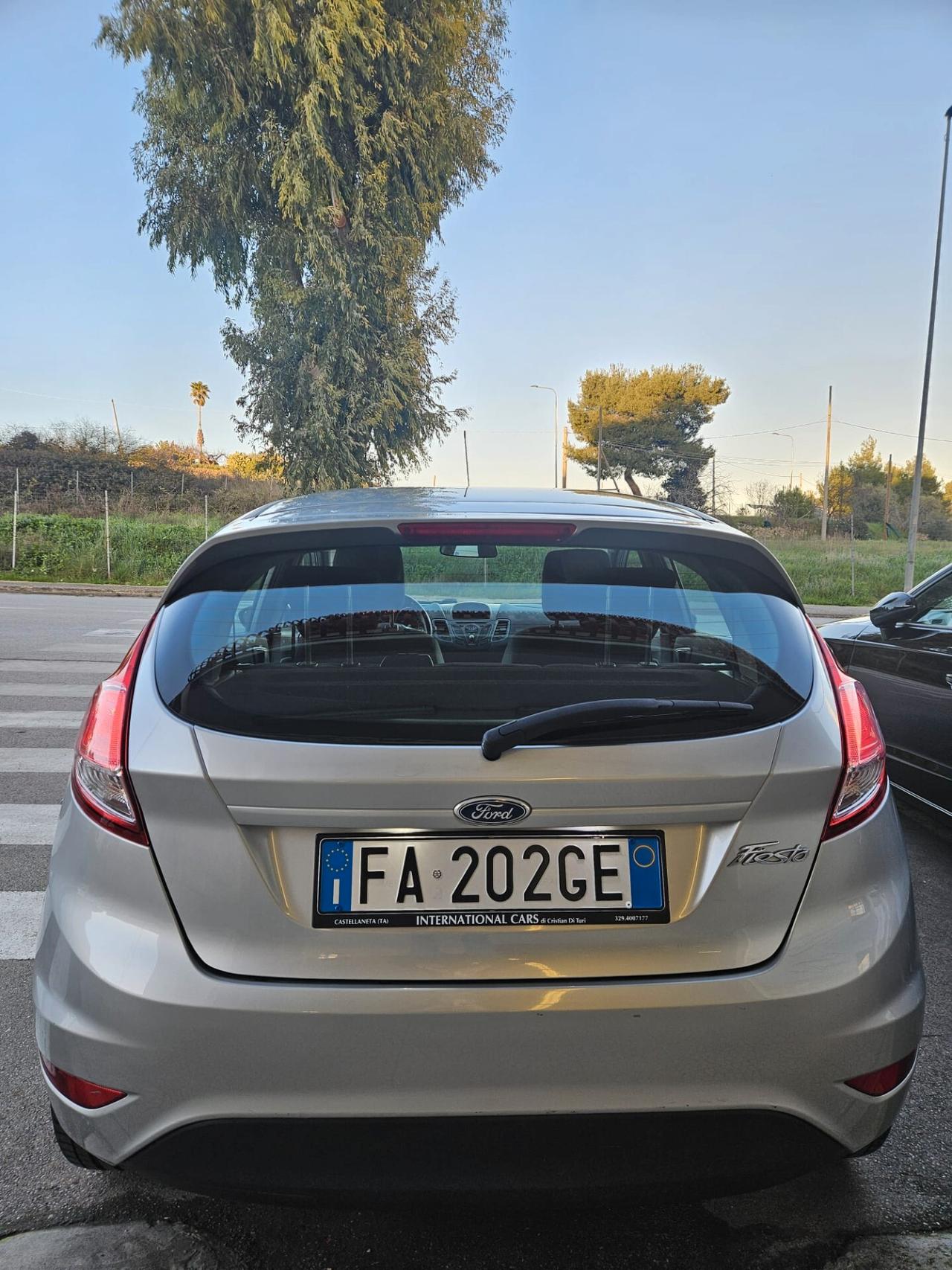 Ford Fiesta 5p. 1.4 BENZ/GPL Titanium 95cv