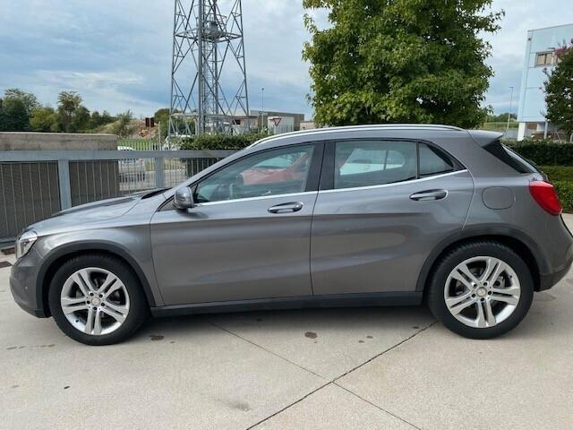 Mercedes-benz GLA 200 CDI Automatic 4Matic Sport