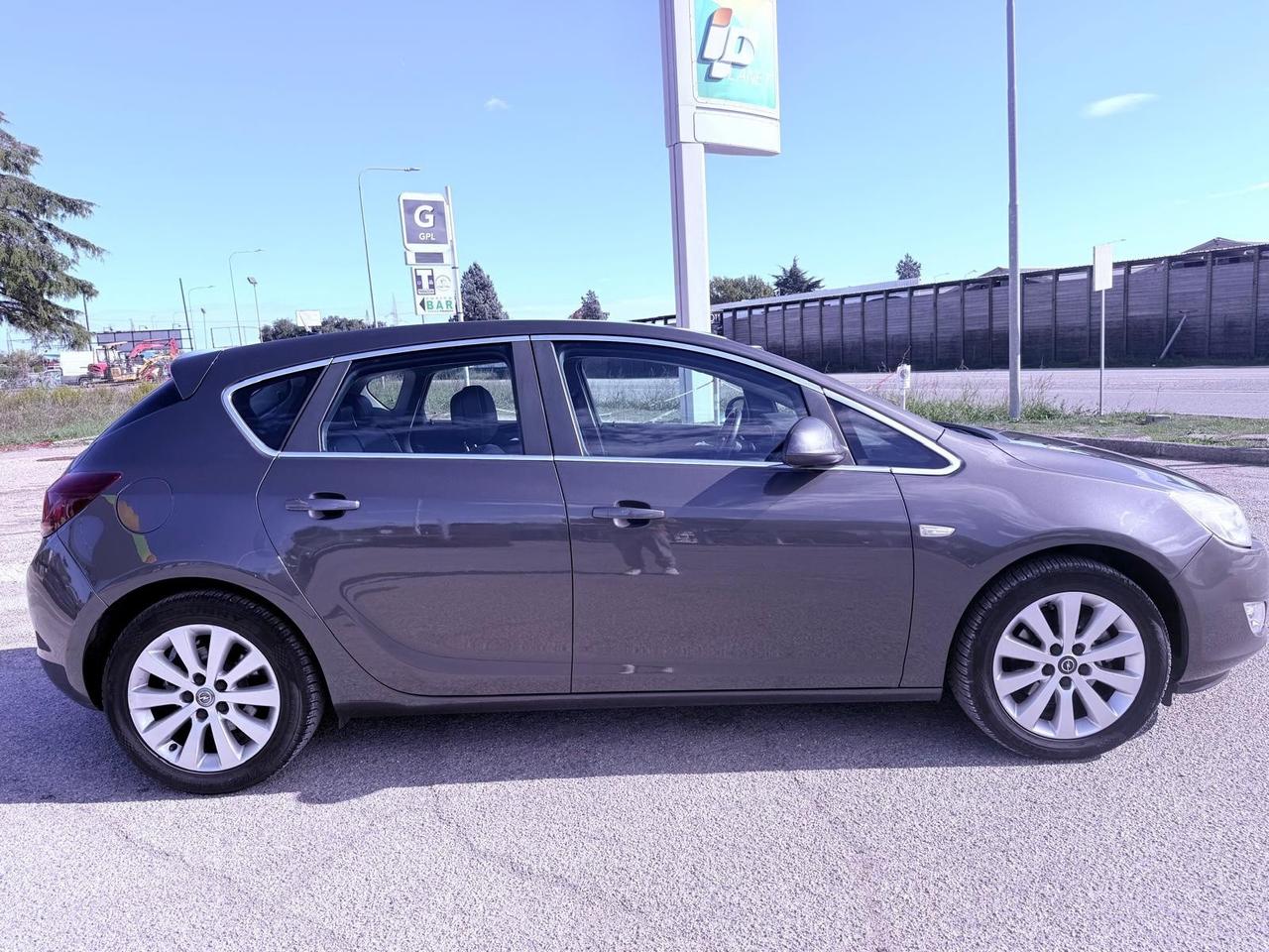 Opel Astra 1.7 CDTI 125CV 5 porte Elective