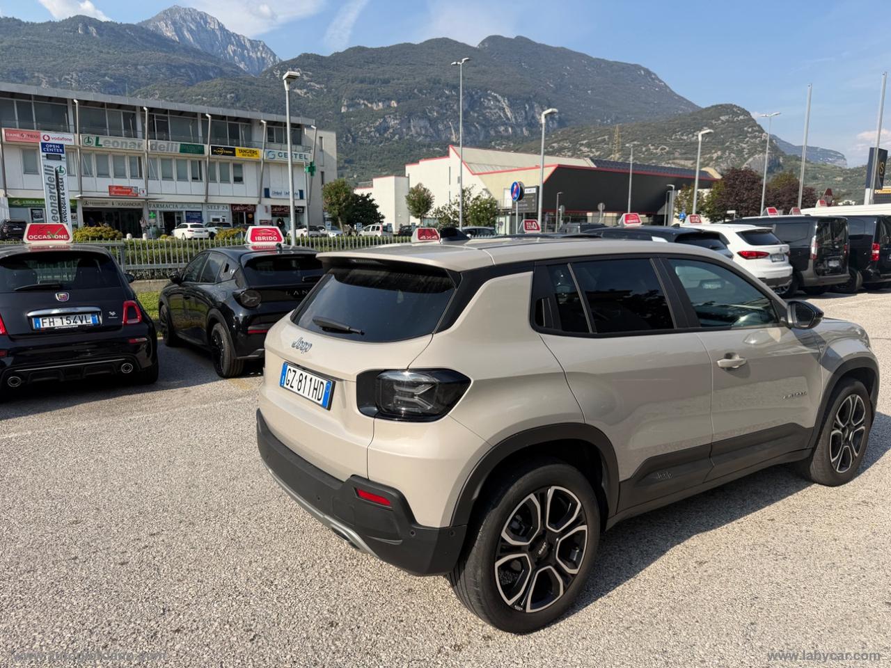 JEEP Avenger 1.2 Turbo Summit COMPRENDE SUMMIT PACK + VERNICE STONE