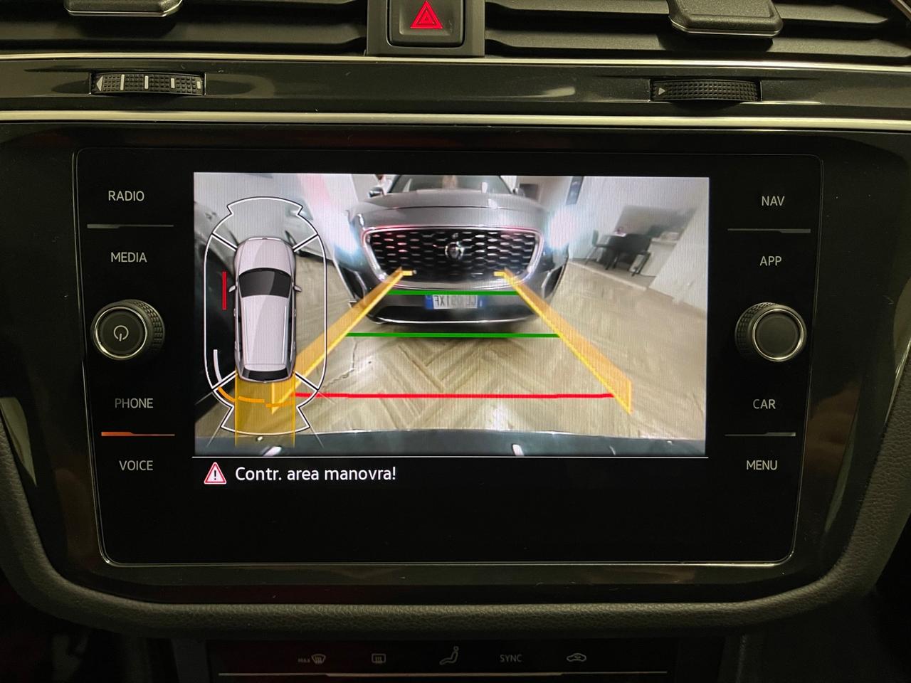 VOLKSWAGEN TIGUAN 2.0 TDI R-Line 4MOTION 2021