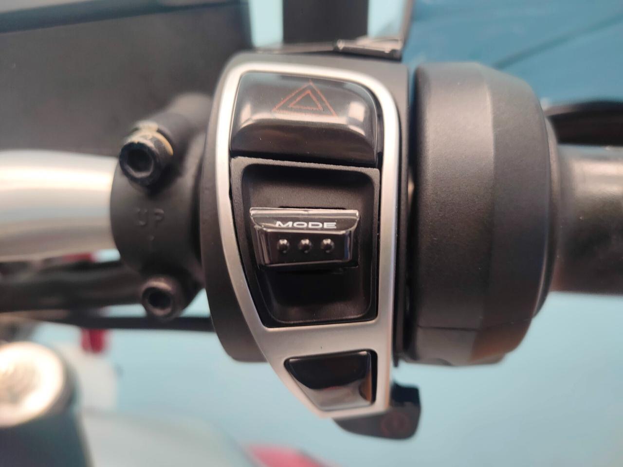 Moto Guzzi V85 TT Garantita e Finanziabile