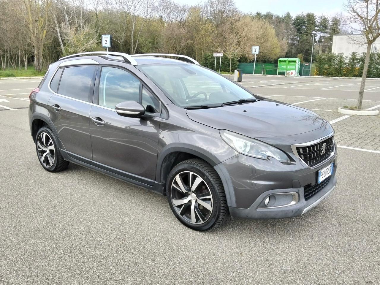 Peugeot 2008 BlueHDi 100 GT Line*Navi*Camera*Pelle*Euro 6