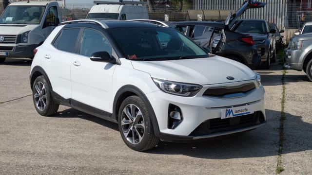 KIA Stonic Urban 1.6cc 110cv NAVIGATORE CAMERA POST.