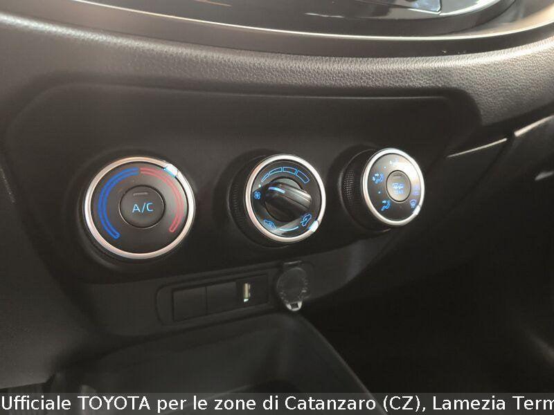 Toyota Aygo X 1.0B (72 CV) Active