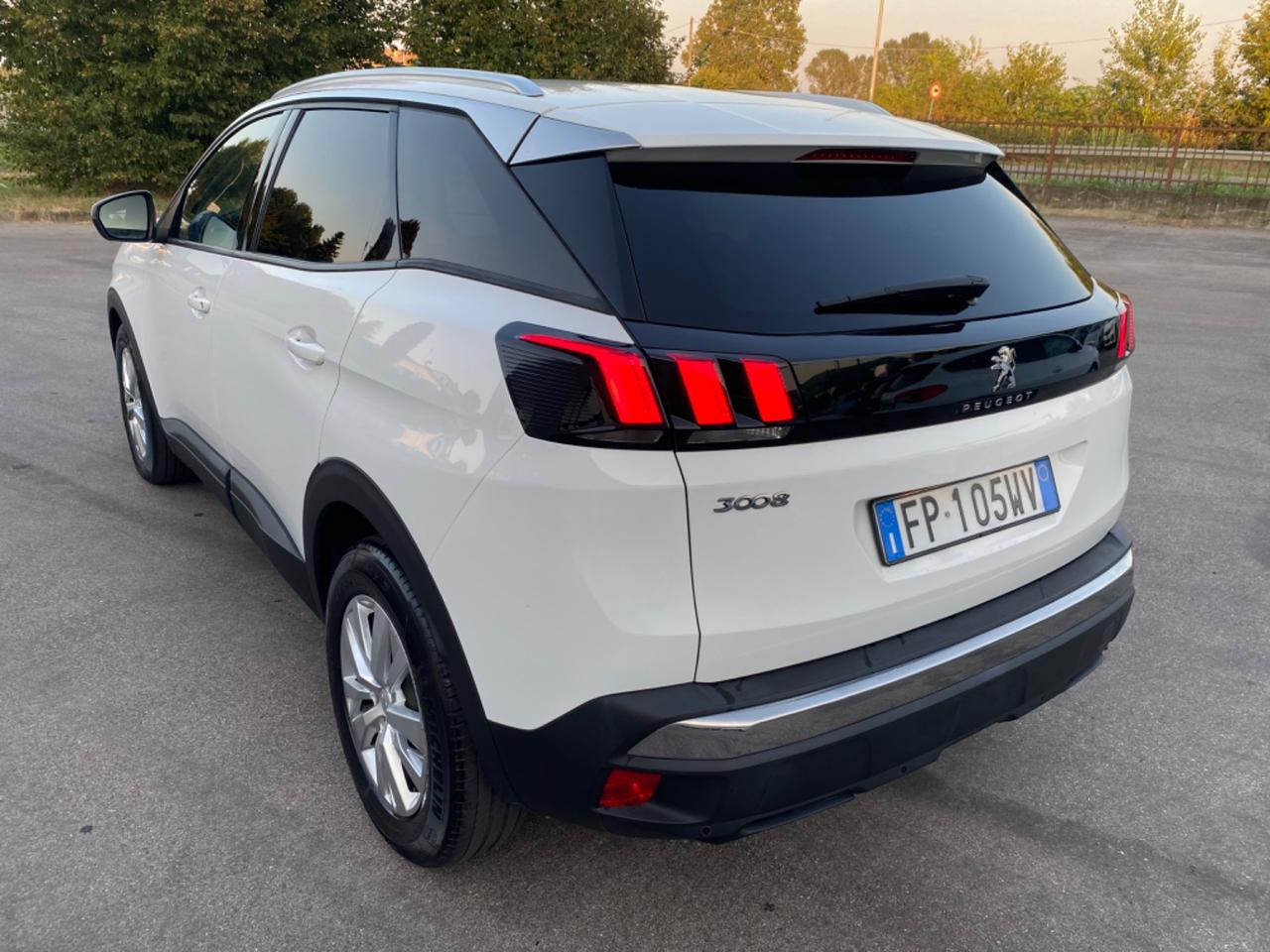 Peugeot 3008 1.5 130 Cv EAT8 Led EURO 6D Garantita