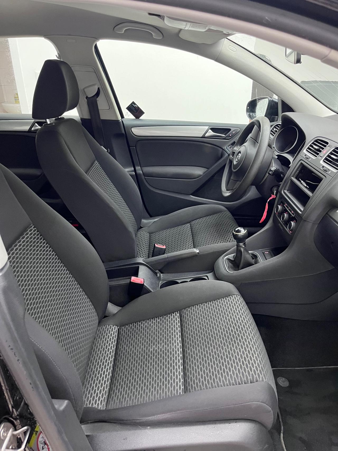 Volkswagen Golf 1.6 TDI DPF 5p. Highline
