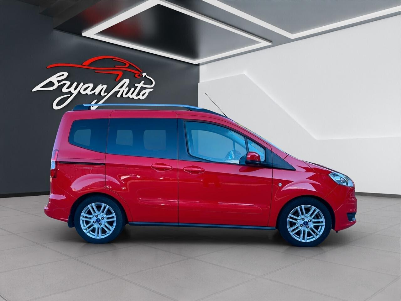 Ford Tourneo Courier 1.5 TDCI 75 CV Titanium