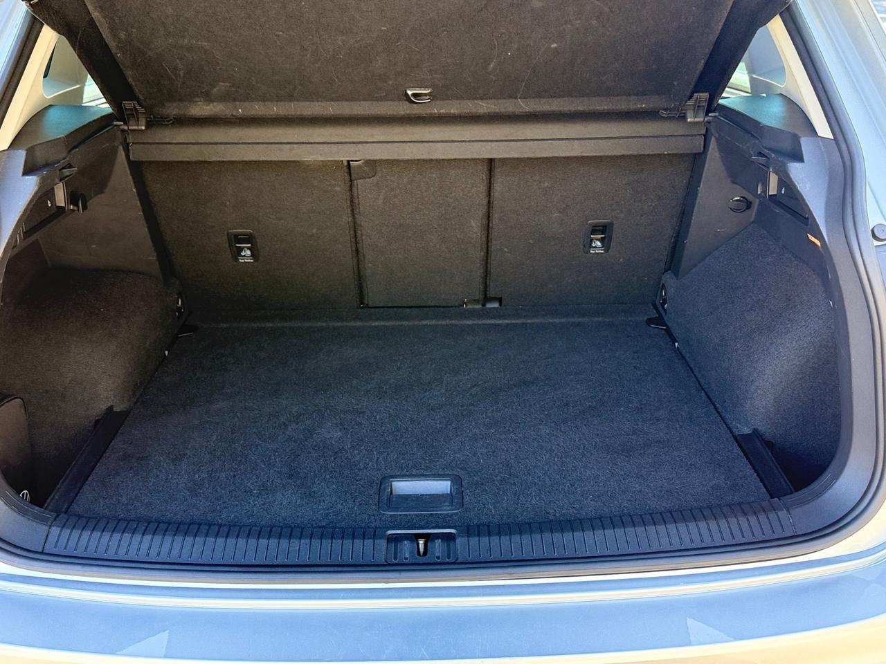 Volkswagen Tiguan 2.0 TDI 150 CV SCR DSG Elegance