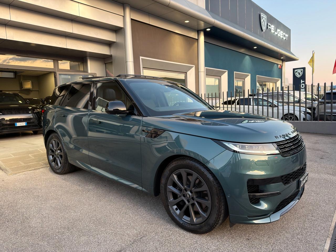 Land Rover Range Rover Sport Range Rover Sport 3.0di6mhev Dynamic SE 249cv auto