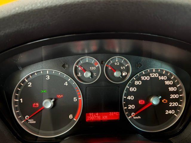 FORD Focus + 1.6 TDCi (90CV) 5p.