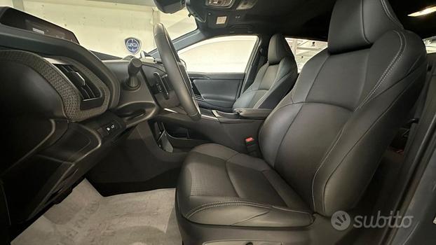 SUBARU Solterra 71,4 kWh 4E-xperience+
