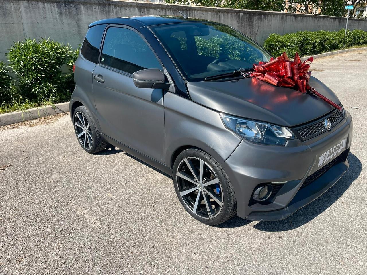 Minicar Aixam GTO Carbon look Pronta Consegna
