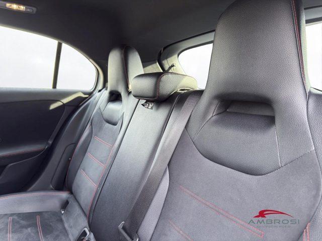 MERCEDES-BENZ A 220 220 d Automatic Premium