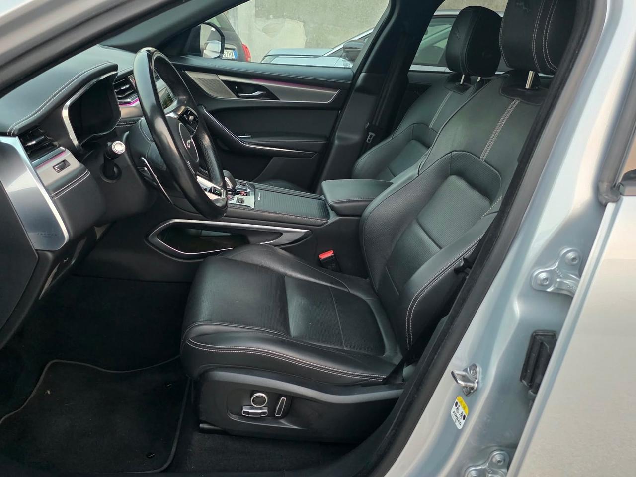 Jaguar F-Pace 2.0 D 204 CV AWD aut. R-Dynamic HSE