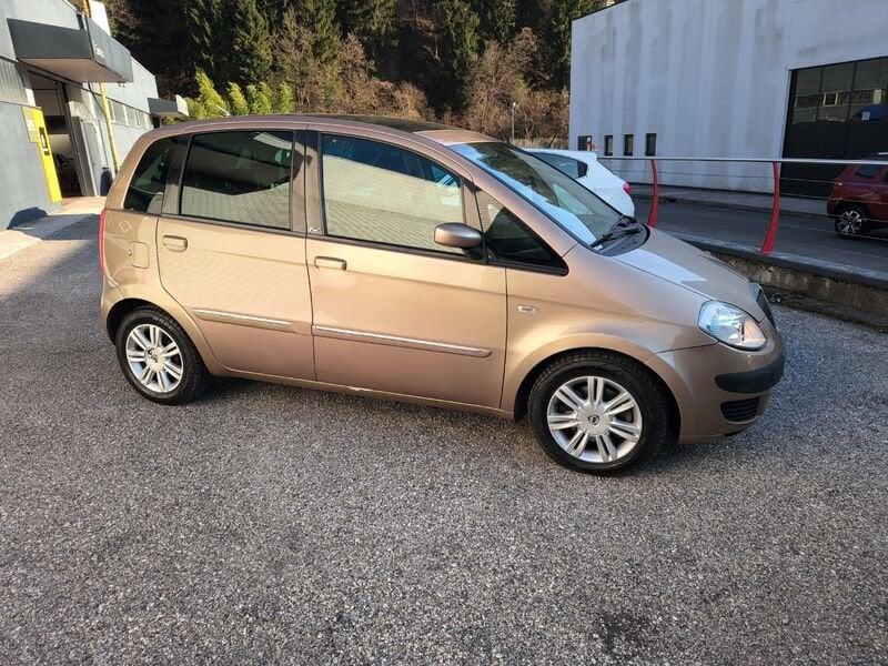 Lancia Musa 1.9 jtd DI LUSSO