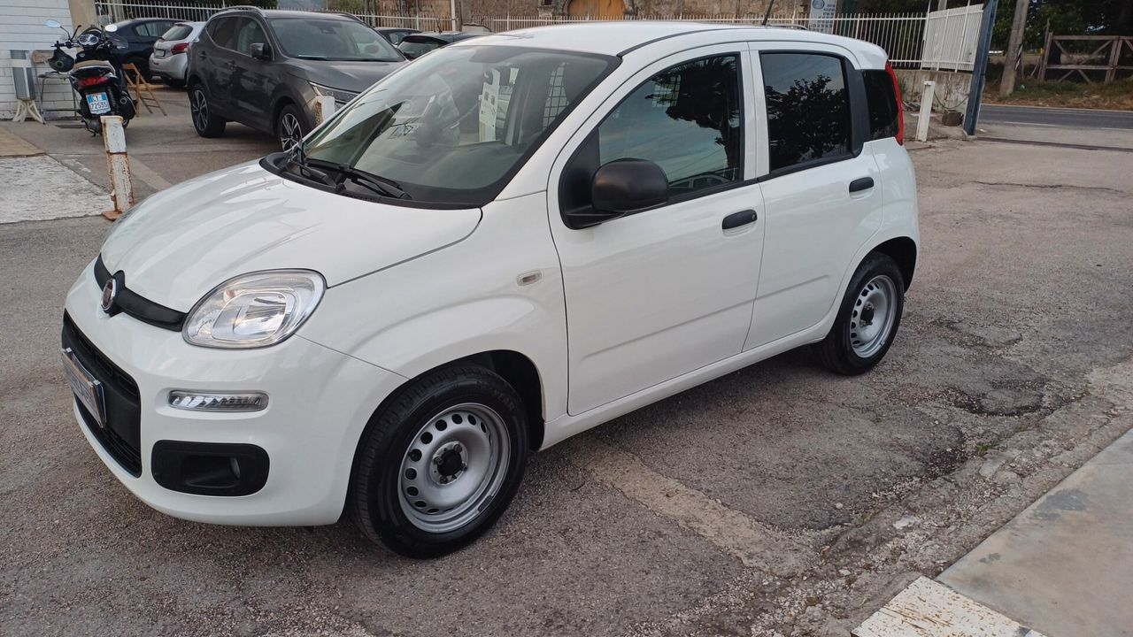 Fiat Panda 2022 photo 2