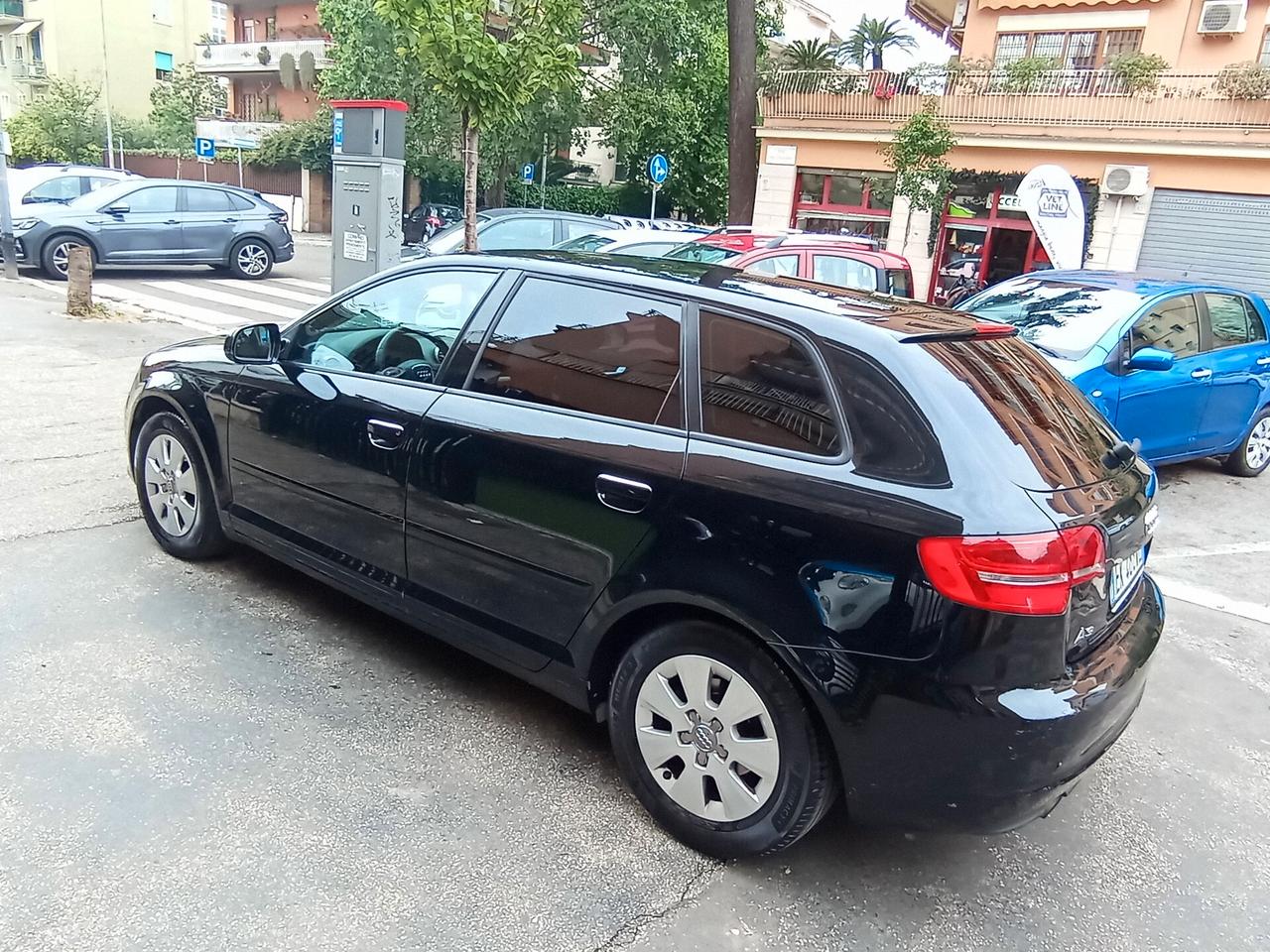 Audi A3 SPB 1.6 TDI 105 CV CR Attraction