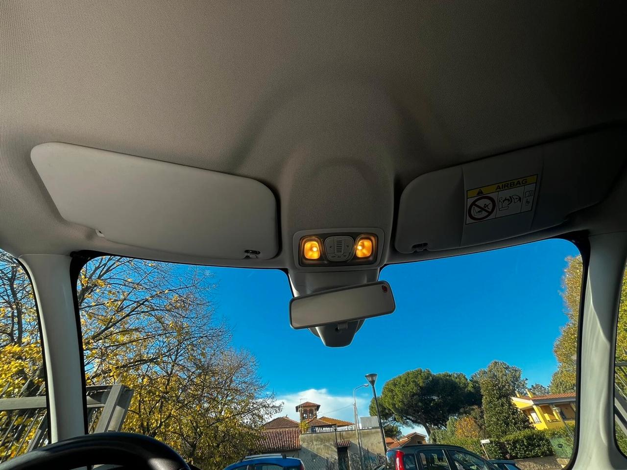 500L 1.4 CROSS GPL 95CV