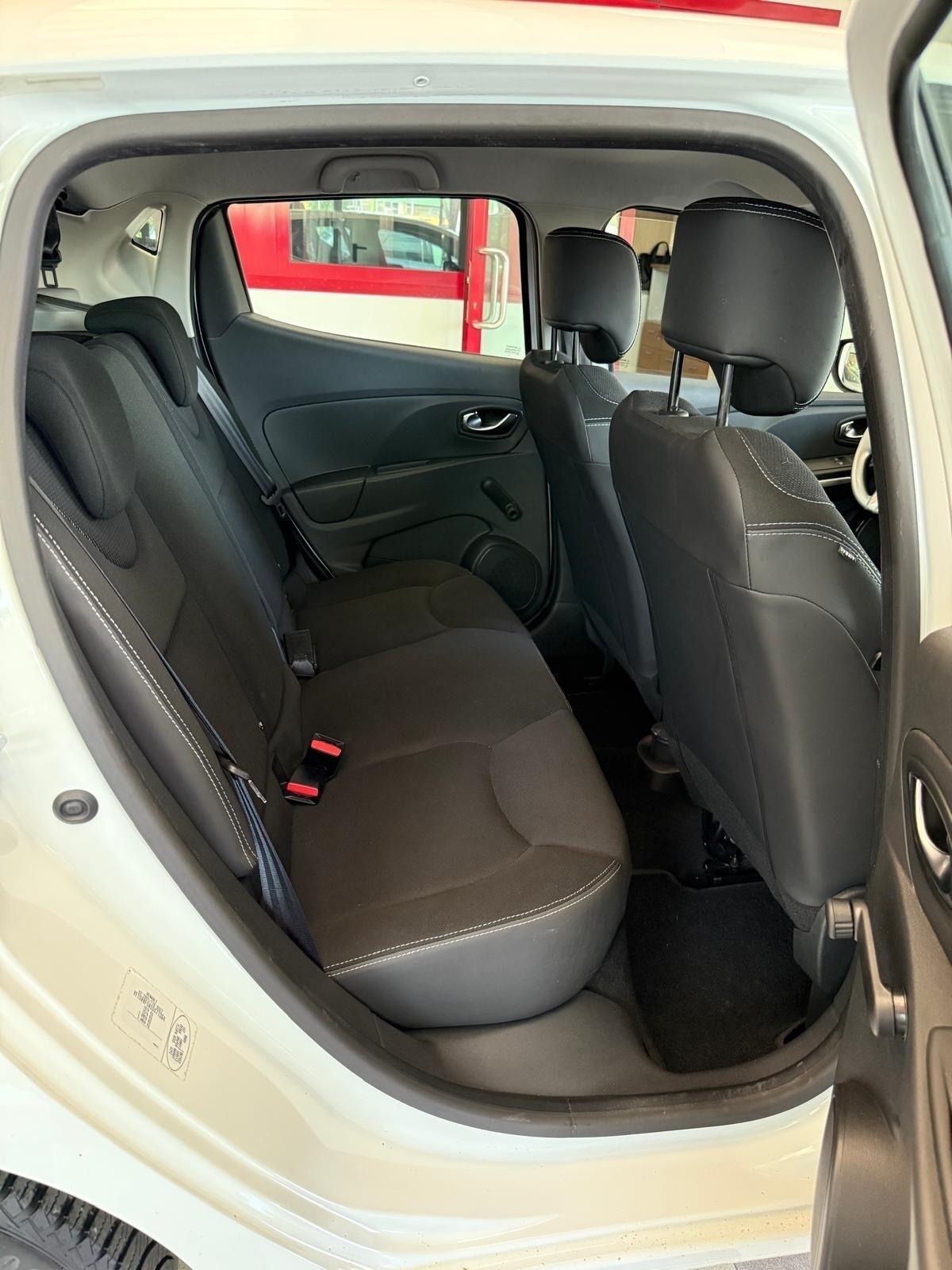 Renault Clio dCi 75CV Neopatentati