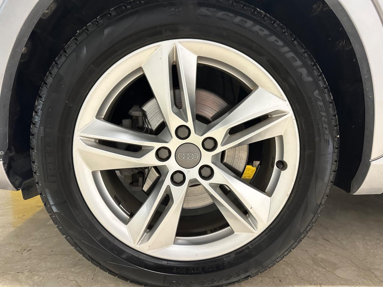 Audi Q3 2.0 TDI S Line Edition