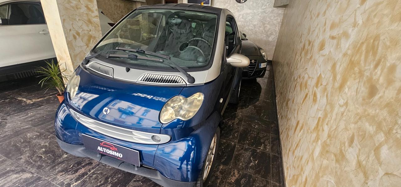 Smart ForTwo 700 coupé pure (37 kW)