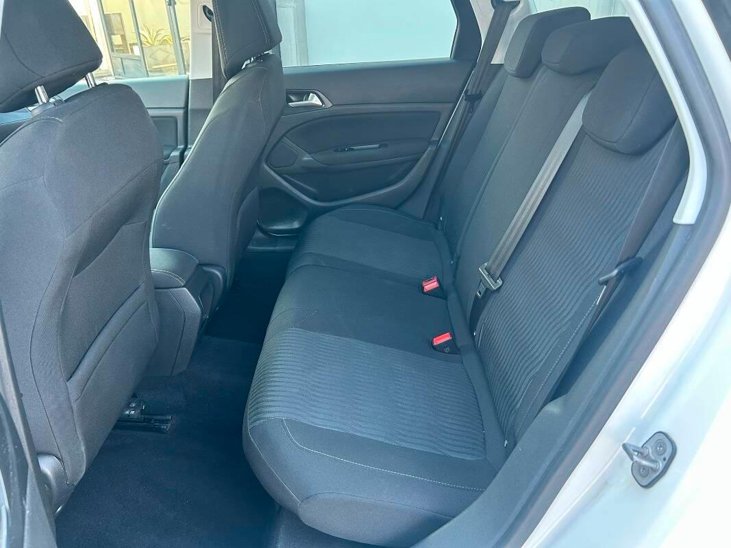 Peugeot 308 Station Wagon 1.6 bluehdi Allure s&s 120cv
