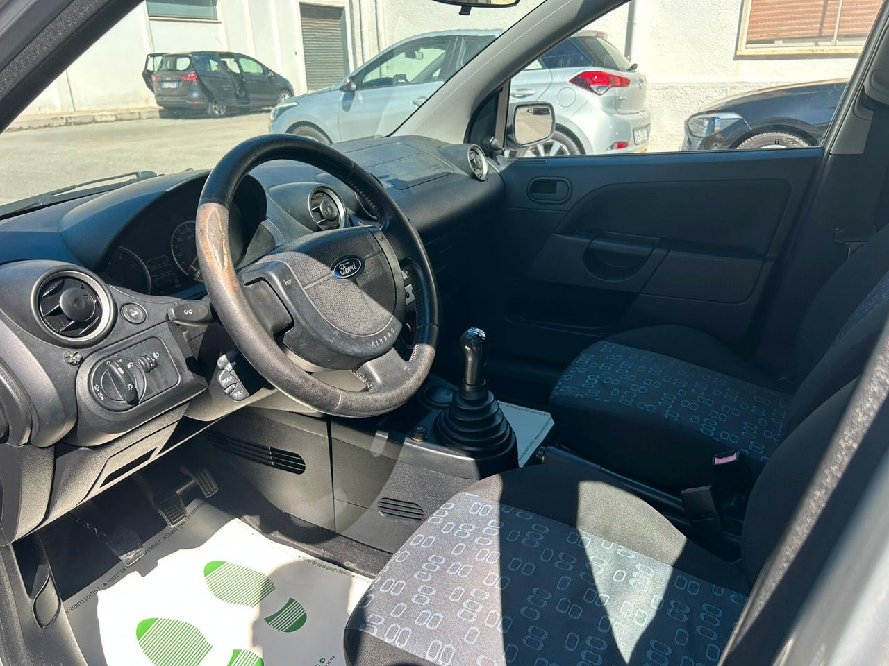 Ford Fiesta 1.4 TDCi 50Kw 5P GANCIO TRAINO-2004