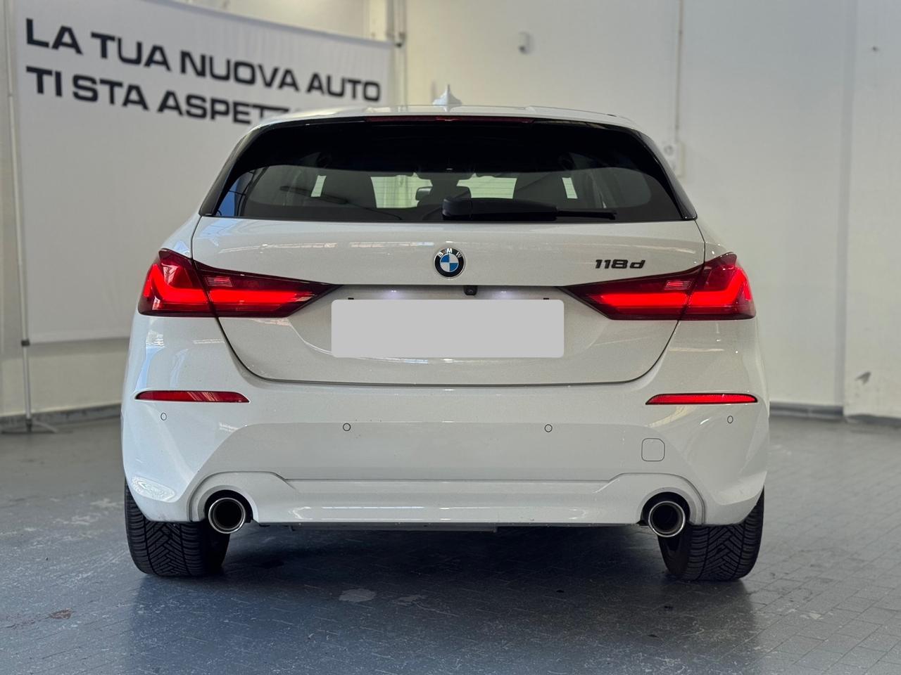 Bmw 118 118d 5p. Advantage