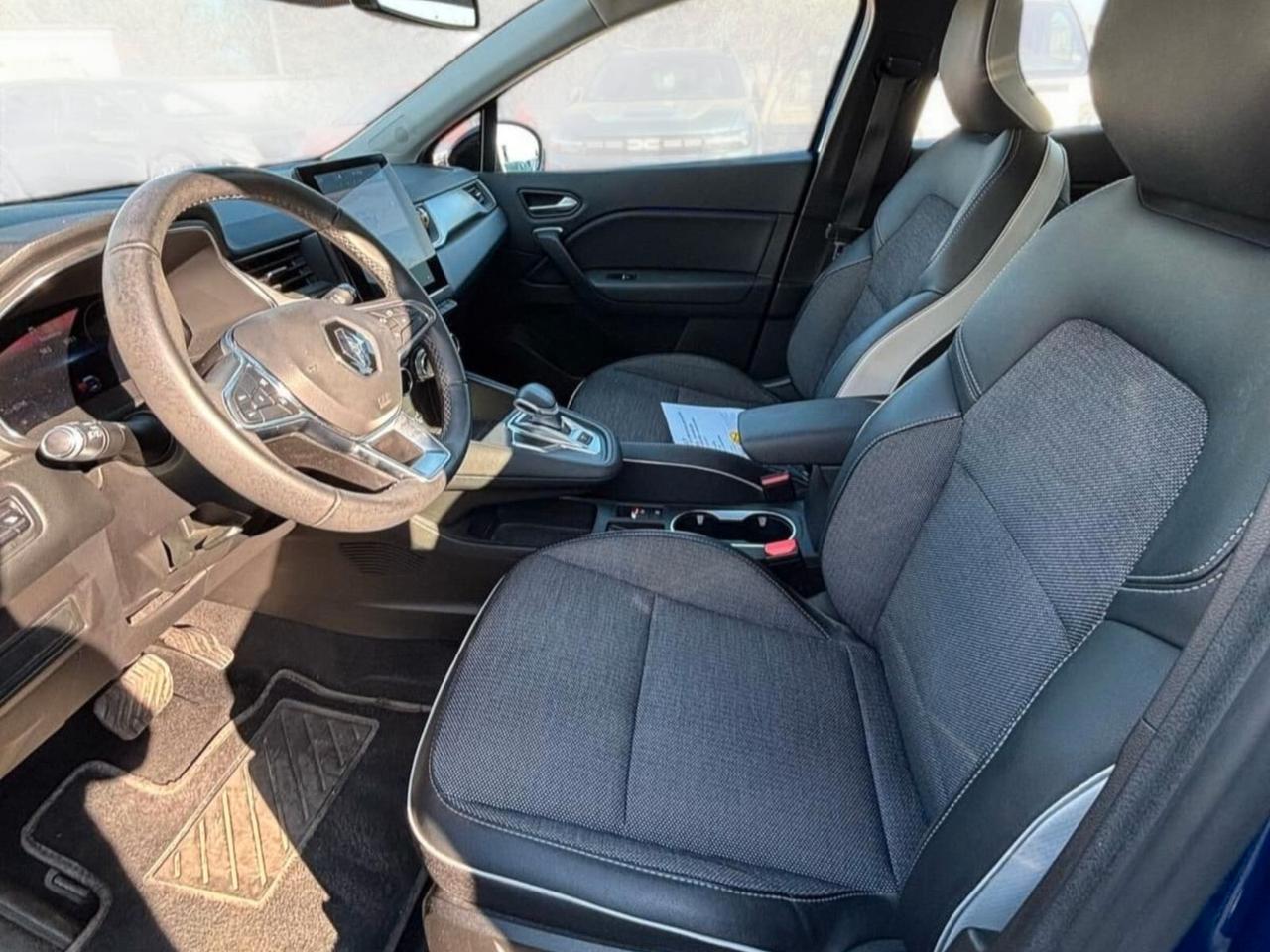 Renault Captur Plug-in Hybrid E-Tech 160 CV Intens