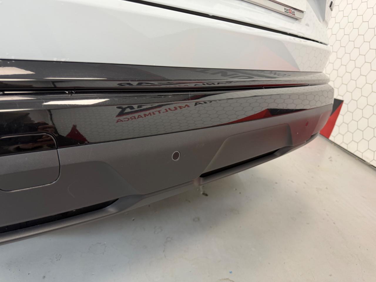 Renault Austral Full Hybrid E-Tech 200cv Techno iva esposta