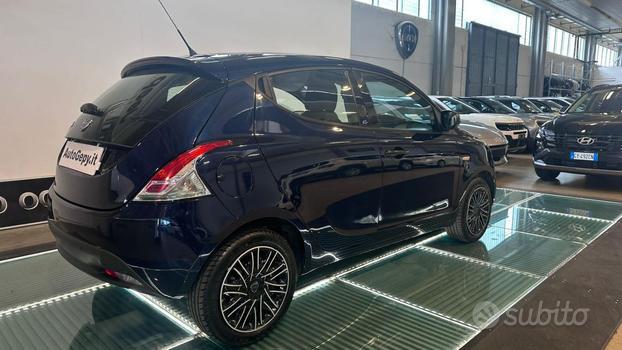 LANCIA Ypsilon 1.2 69 CV 5 porte Elefantino Blu"