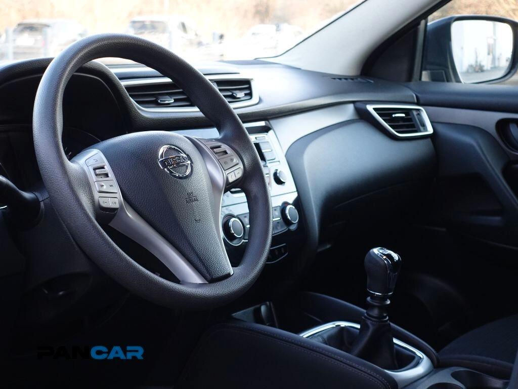 Nissan Qashqai 1.5 dCi Visia 110 cv