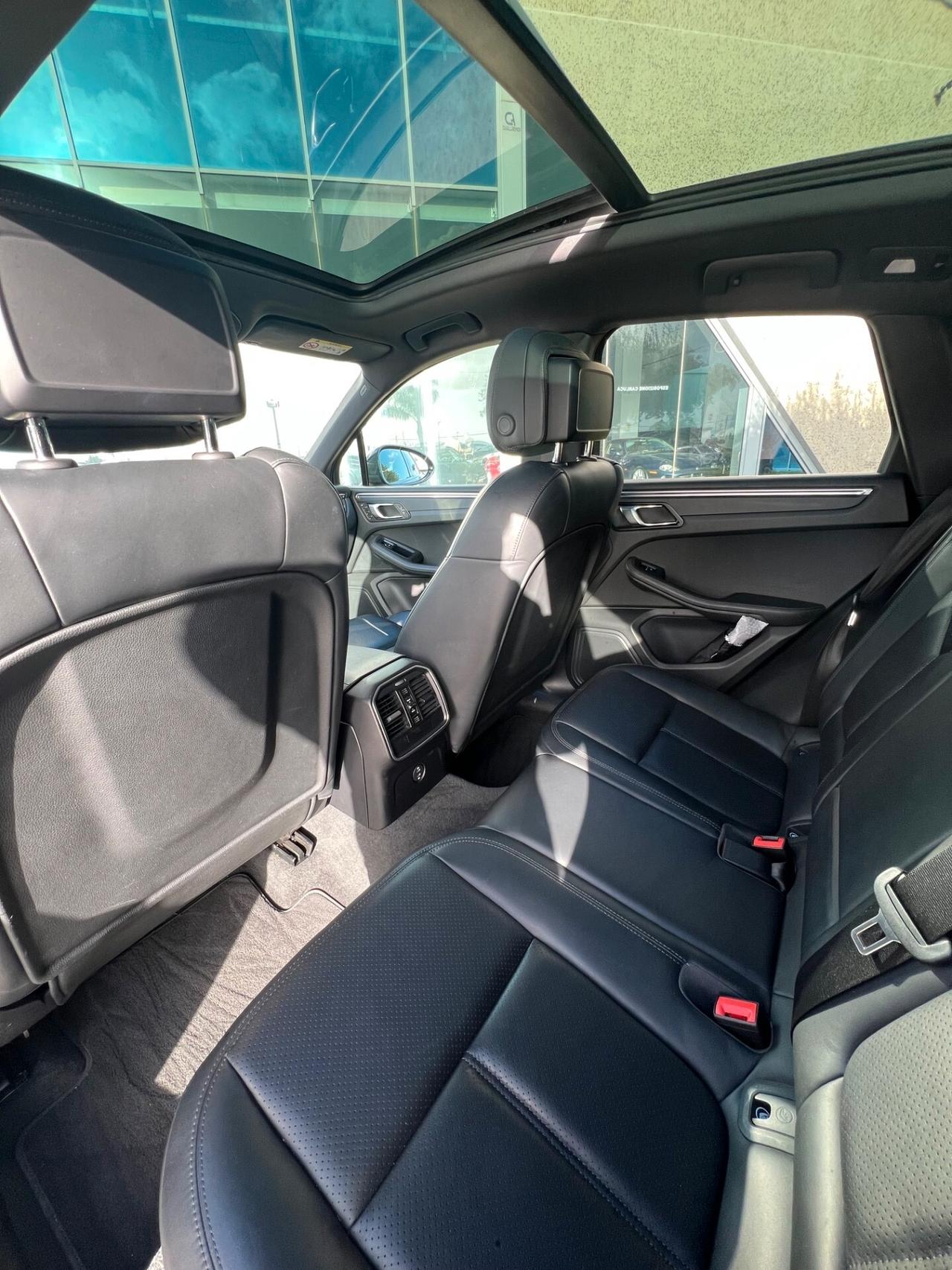 Porsche Macan 2.0 245cv pdk