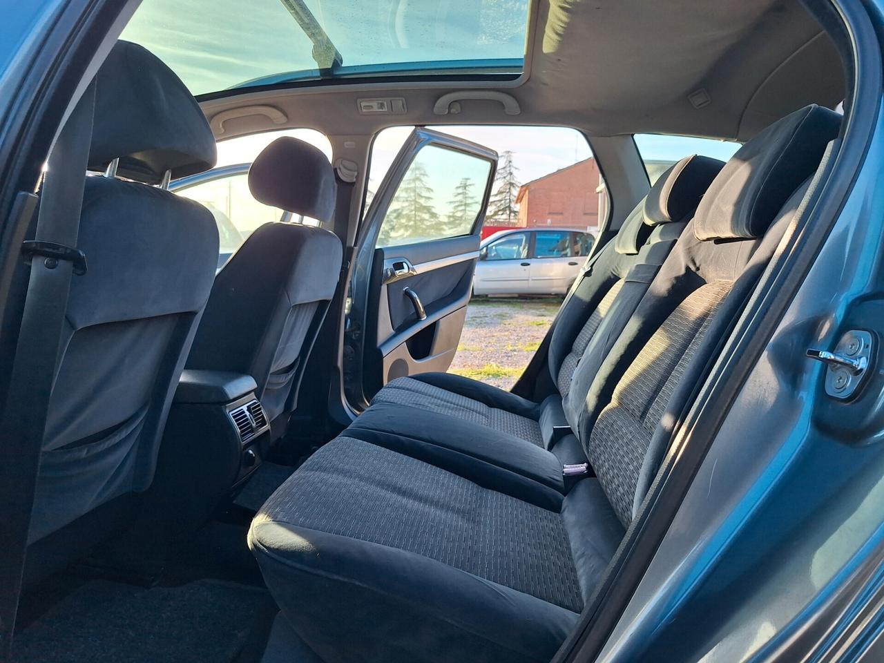 Peugeot 407 1.6 HDi SW Ciel Tecno TETTO NAVI TEL CRUIS SENSORI NEOPATENTATI