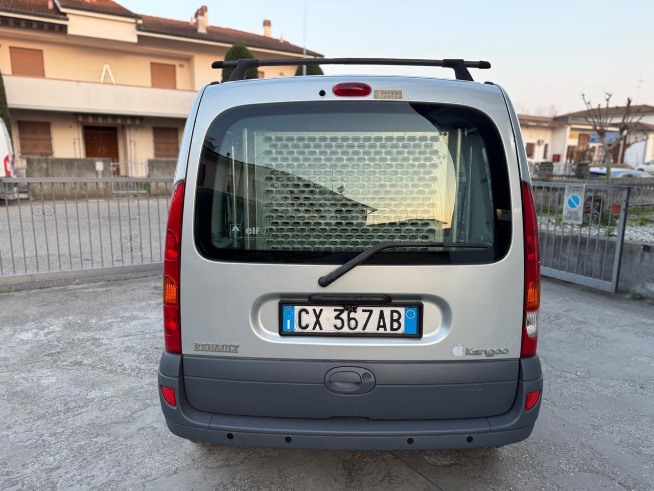 Renault Kangoo 4p. Autocarro 1.2 PEDANA DISABILE