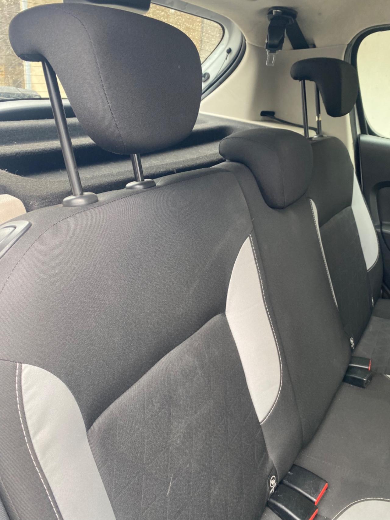 Dacia Sandero Stepway 1.5dci 2015 Full Navi