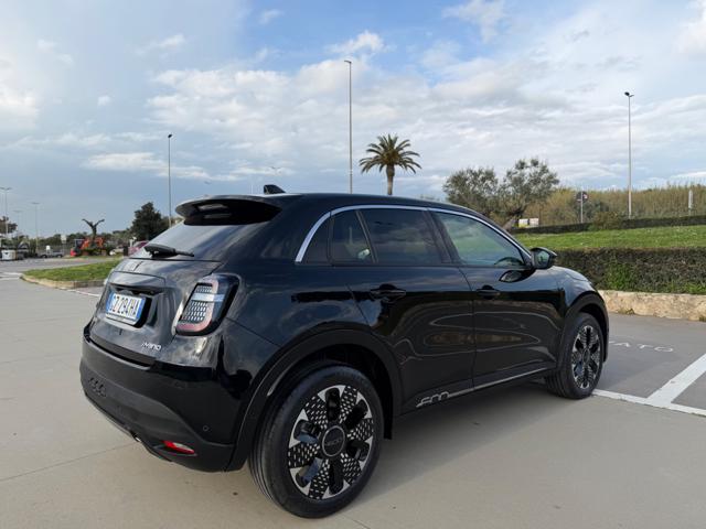 FIAT 600 HYBRID 110 CV DCT MHEV LA PRIMA+PELLE+18+LED