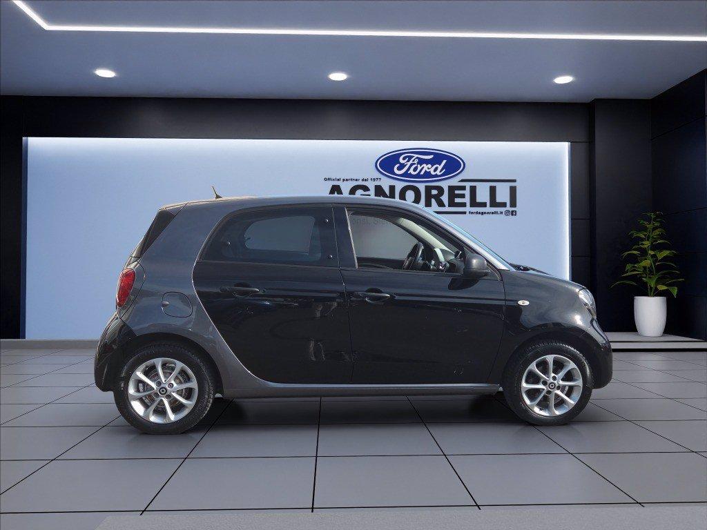 SMART Forfour 1.0 Youngster 71cv twinamic del 2017