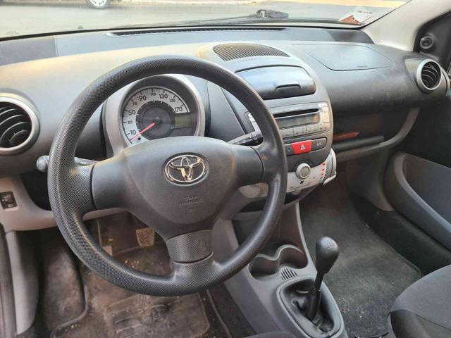 TOYOTA Aygo 1.0 12V VVT-i 5 porte Sol Connect