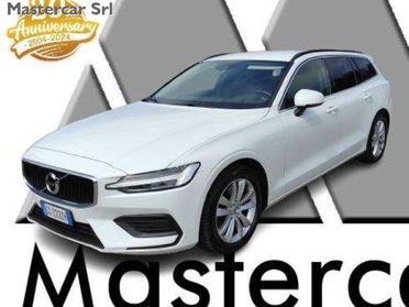 VOLVO V60 V60 II 2019 2.0 b4 Momentum Business Pro auto - GG